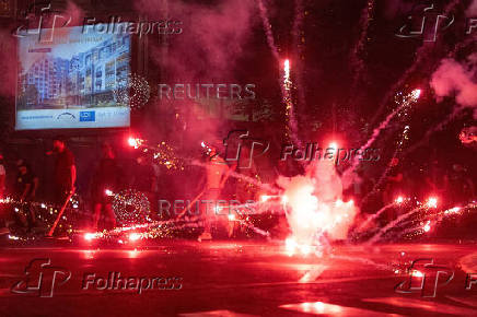 Standoff between supporters of the ruling party and anti-government protesters in Belgrade