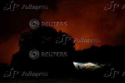 Wildfire in Villanueva de la Sierra