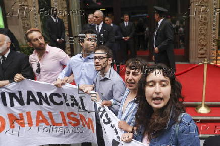 People protest outside fundraiser for the Manhattan Institute at Cipriani 42nd Street