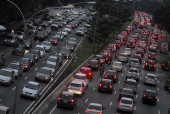 Trânsito intenso na avenida 23 de Maio