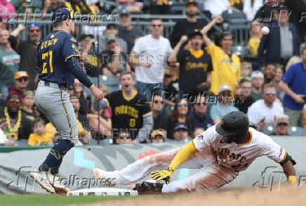 MLB: Milwaukee Brewers at Pittsburgh Pirates