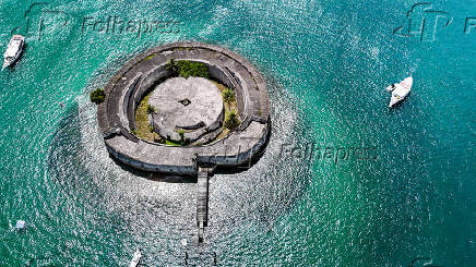 Forte São Marcelo, localizado no meio da Baía de Todos os Santos