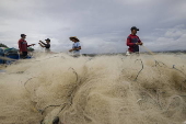 Bad weather and high waves warning for Bali