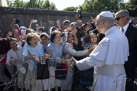 El papa vuelve de vacaciones a Castel Gandolfo doce años después