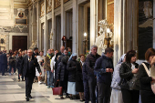 People queue to visit the tomb of the late Pope Francis in the Papal Basilica of Saint Mary Major (Santa Maria Maggiore), in Rome