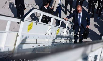 New German Chancelor Merz visits Paris