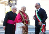 Pope Leo XIV receives the homage of the Mayor and the City of Rome