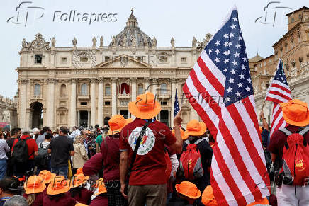 Regina Caeli prayer at the Vatican