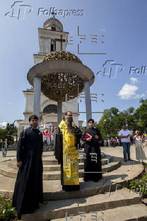 Family March in Moldova