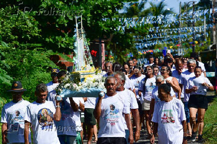 RELIGIAO - FESTA DE SAO PEDRO / BARQUEATA / PROCISSAO