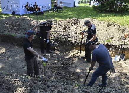Polish soldiers who died in 1939 are exhumed in Lviv