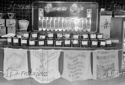 Sacos de juta que embalam café