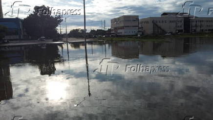Chuva eleva o nível do rio Madeira em Porto Velho (RO)