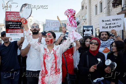 Protest calling on the government to end hunger in Gaza, in Sakhnin