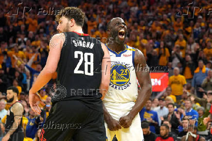 NBA: Playoffs-Houston Rockets at Golden State Warriors