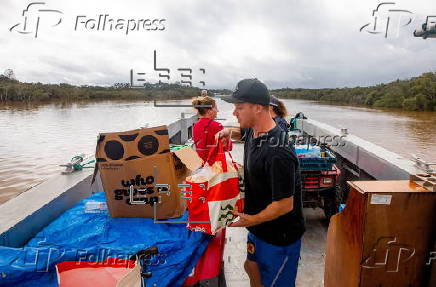 Port Macquarie locals deliver aid amid east coast flooding in Australia