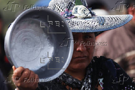 Bloqueos de afines a Morales derivan en enfrentamientos y pérdidas millonarias en Bolivia