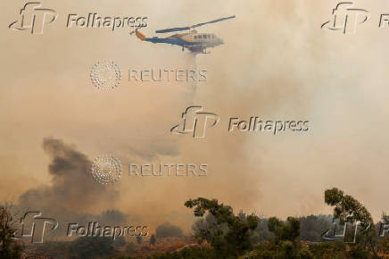 Greece battles wildfire on Chios island
