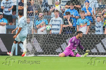 MLS: Seattle Sounders FC at Sporting Kansas City