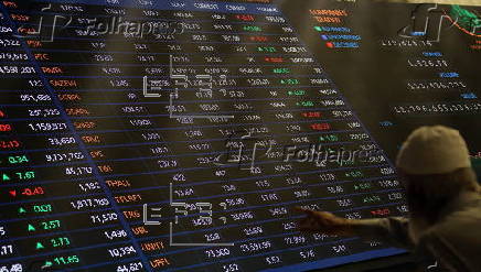 PSX hits historic high as KSE-100 surges past 135,700