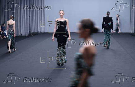 Rizman Ruzaini - Dubai Fashion Week