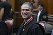 Novo conselheiro do TCE-SP toma posse na presença do governador e do prefeito