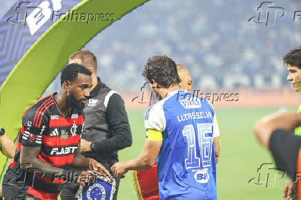 CRUZEIRO X FLAMENGO CAMPEONATO BRASILEIRO A MINEIRÃO