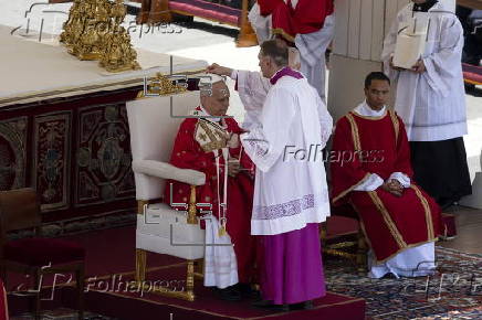 Pope Leo XIV leads Pentecost Mass, Regina Caeli prayer