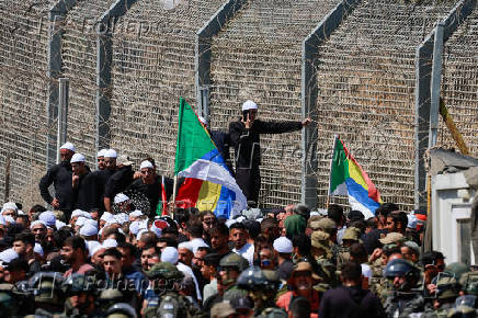 Ceasefire line between Israeli-occupied Golan Heights and Syria