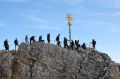 Germany's highest mountain Zugspitze to host summit on migration