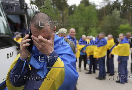 Ukraine and Russia exchange hundreds of prisoners of war