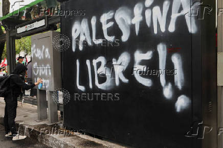 People protest in support of the Palestinians in Mexico City