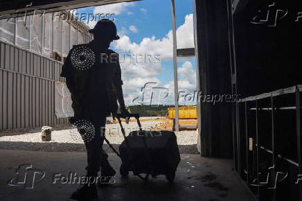 Construction site facing shortages of migrant workers due to the pace of ICE raids