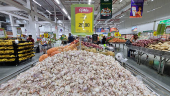 Produtos à venda em mercado atacadista em SP