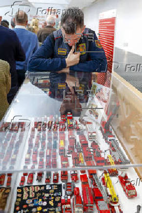Más de mil camiones, parches y objetos de colección invaden el Museo del Fuego