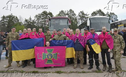 Russia and Ukraine exchange prisoners of war