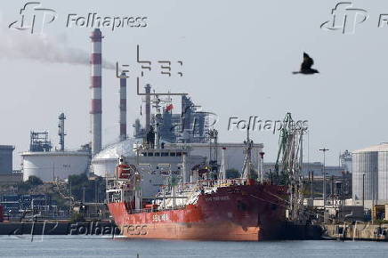 Tension between Israel and Iran may cause sharp increase in oil prices