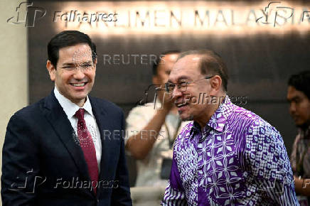 FILE PHOTO: US Secretary of State Marco Rubio meets Malaysia's Prime Minister Anwar Ibrahim