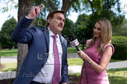 Mike Lindell outside White House