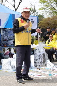 South Korean abductee family group's leaflet campaign against North Korea