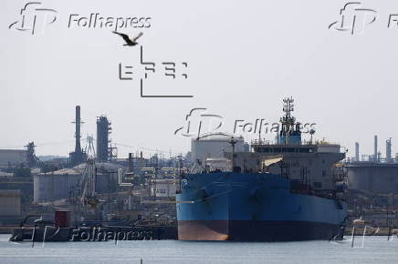 Tension between Israel and Iran may cause sharp increase in oil prices