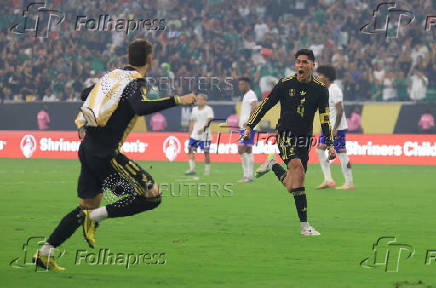 Soccer: Concacaf Gold Cup-Final-Mexico at USA