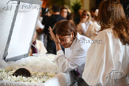 VELORIO DA CANTORA PRETA GIL