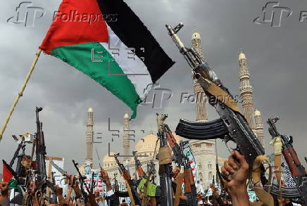 Houthis protest against Israeli attacks on Gaza and US support