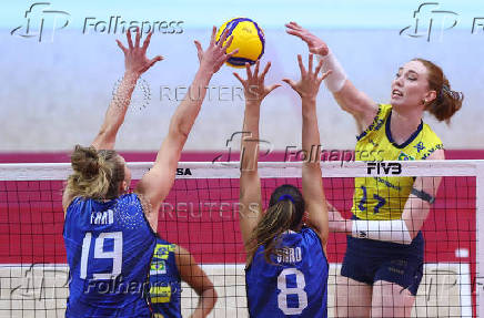 Women's World Championships - Semi Final - Italy v Brazil