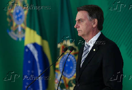 Jair Bolsonaro e Michel Temer fazem pronunciamento após reunião