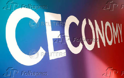 FILE PHOTO: Annual sharholders meeting of German retailer Ceconomy AG in Duesseldorf