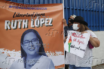 La defensora Ruth López continuará en prisión tras la audiencia inicial de proceso penal