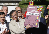 Petro firma la ley de la reforma laboral, una de sus mayores victorias legislativas