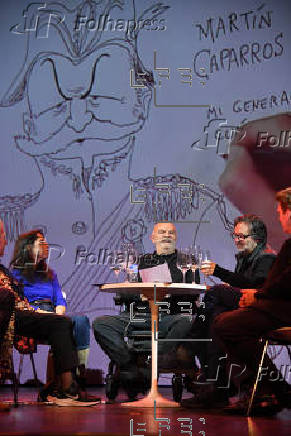 Buenos Aires rinde homenaje Martín Caparrós de la mano de 30 escritores y periodistas